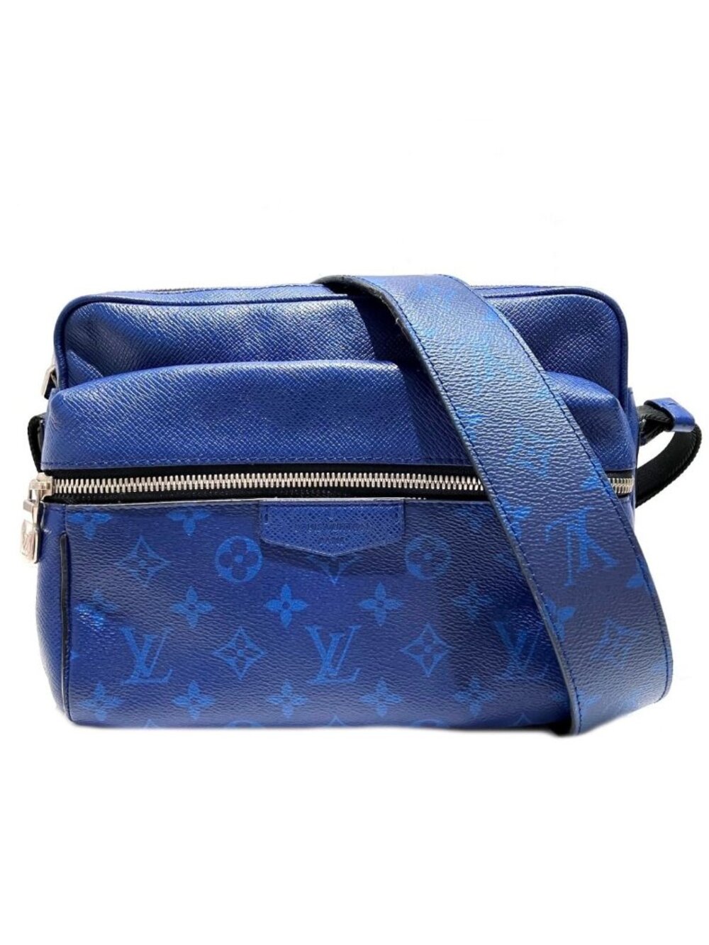 Louis Vuitton Taigarama Outdoor Messenger Shoulder Bag Leather